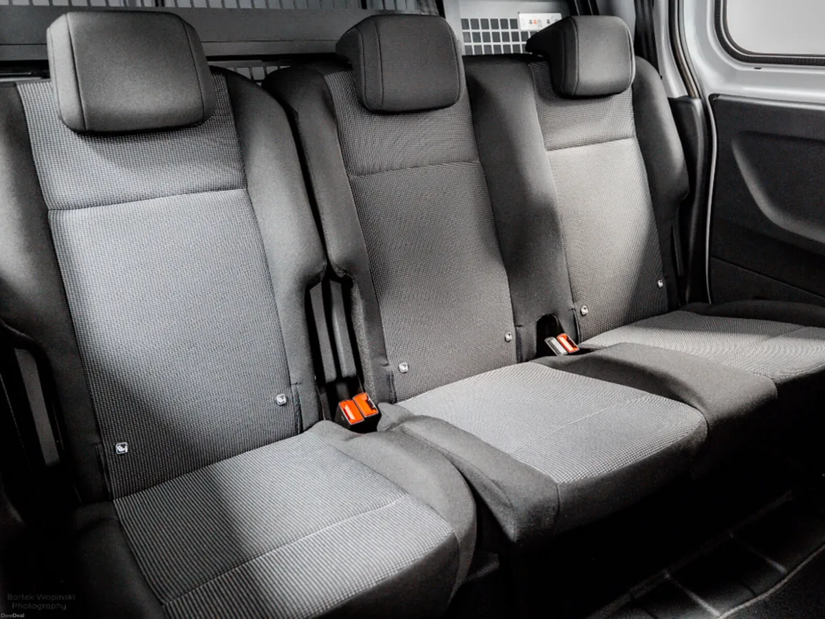 Citroen Berlingo LX Plus 1.5 Diesel 130HP Crew Cab - Image 4