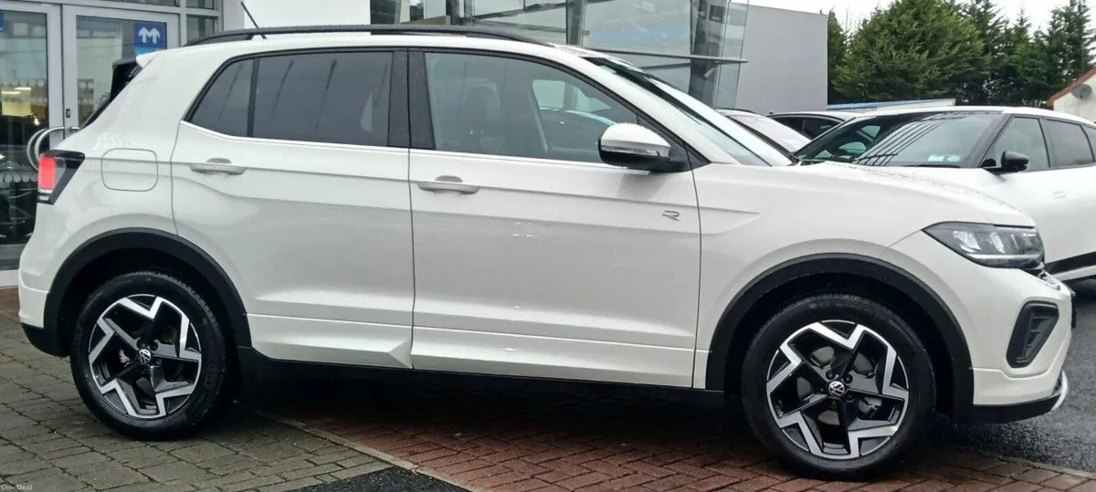 Volkswagen T-Cross R-Line 1.0 TSI 116HP **AUTOMATI - Image 2