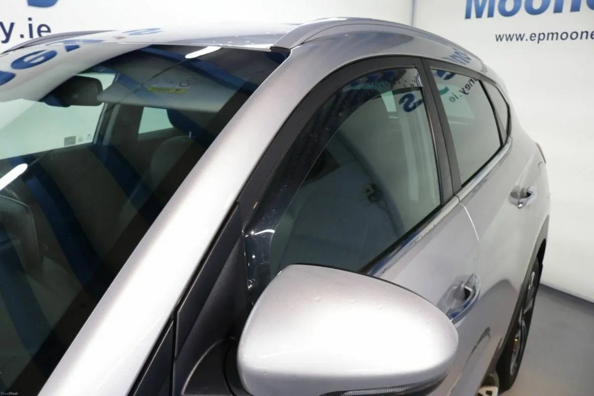 Hyundai Tucson EXECUTIVE PLUS 1.6L DIESEL SUV - Image 4