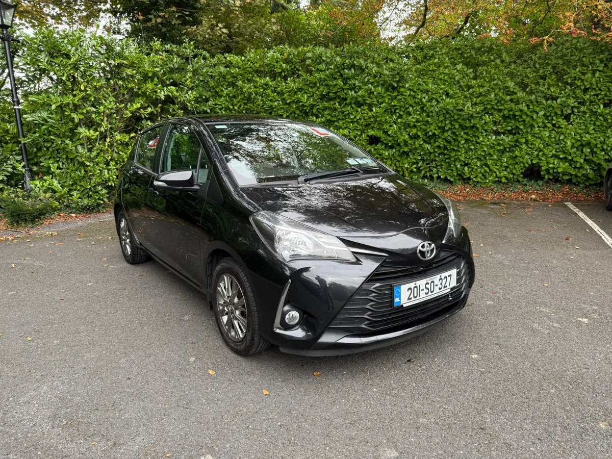 201 Toyota Yaris  1.0 - Image 1