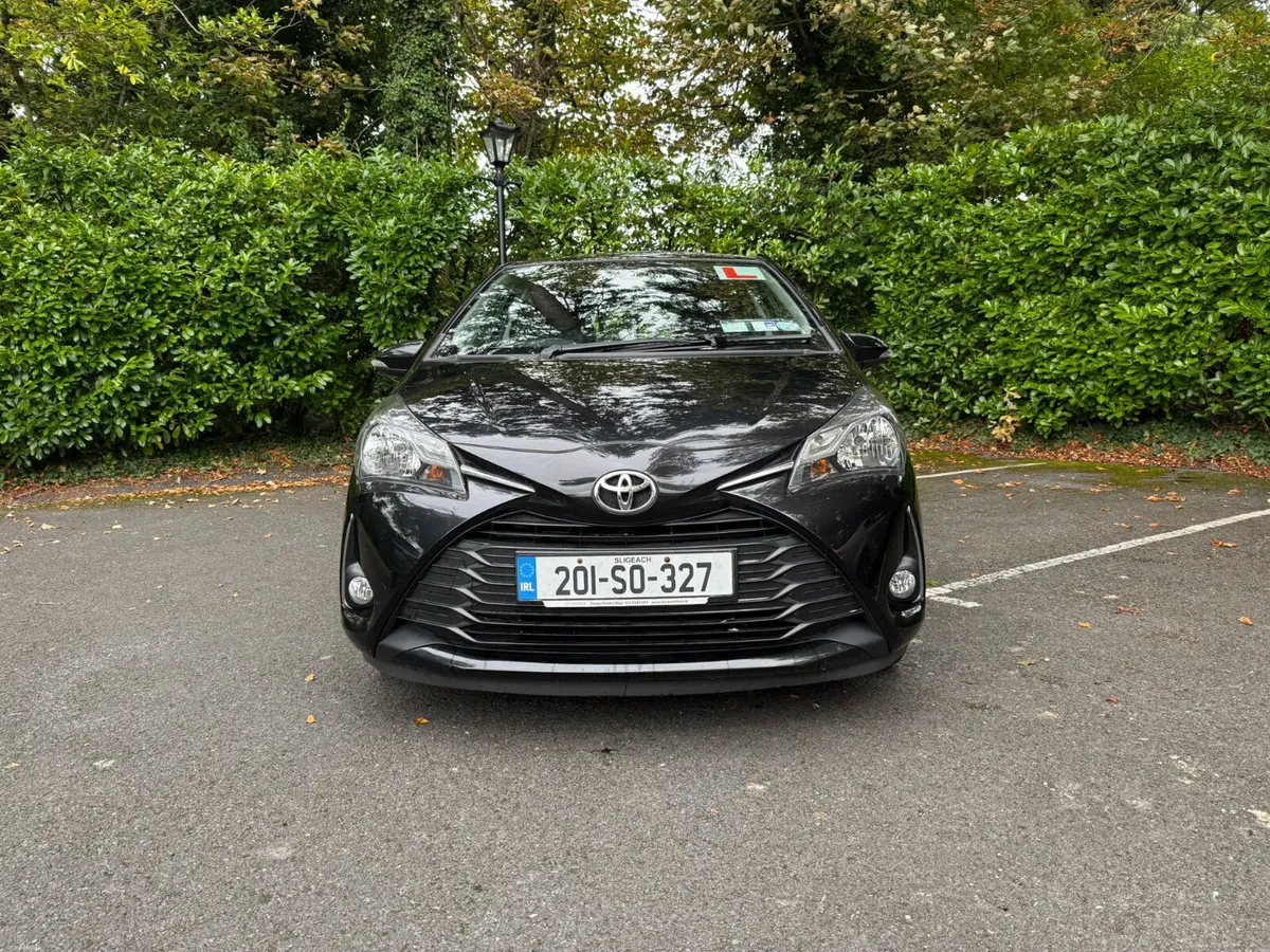 201 Toyota Yaris  1.0 - Image 2
