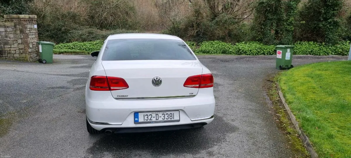 2013 Volkswagen Passat - Image 4