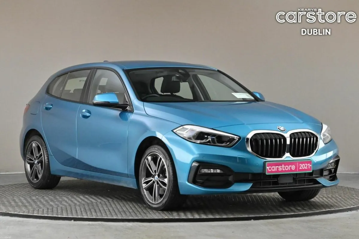 BMW 1-Series 118i SPORT AUTO **HALF LEATHER** - Image 1