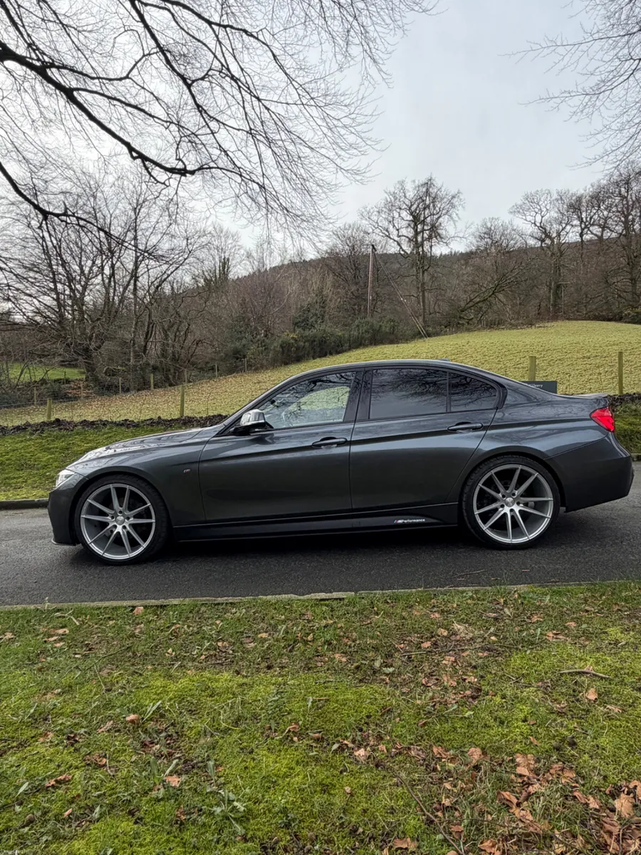 BMW 3-SERIES 2017 M SPORT - Image 4