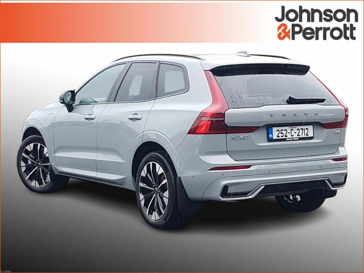 Volvo XC60 T6 350bhp AWD PHEV Plus Dark (Panoramic - Image 3