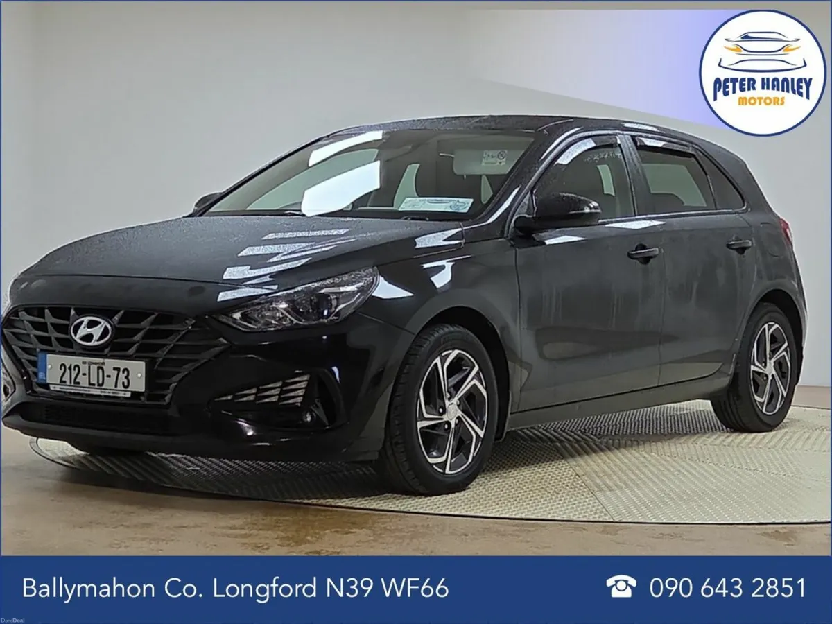 Hyundai i30 Diesel Deluxe - Image 4