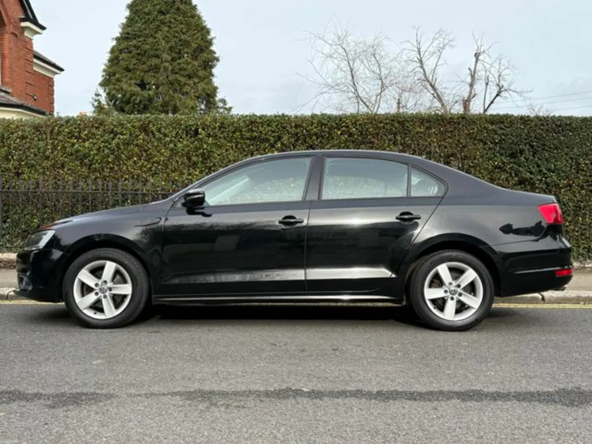 Volkswagen Jetta 1.6TDI - FULL SERVICE HISTORY - Image 4