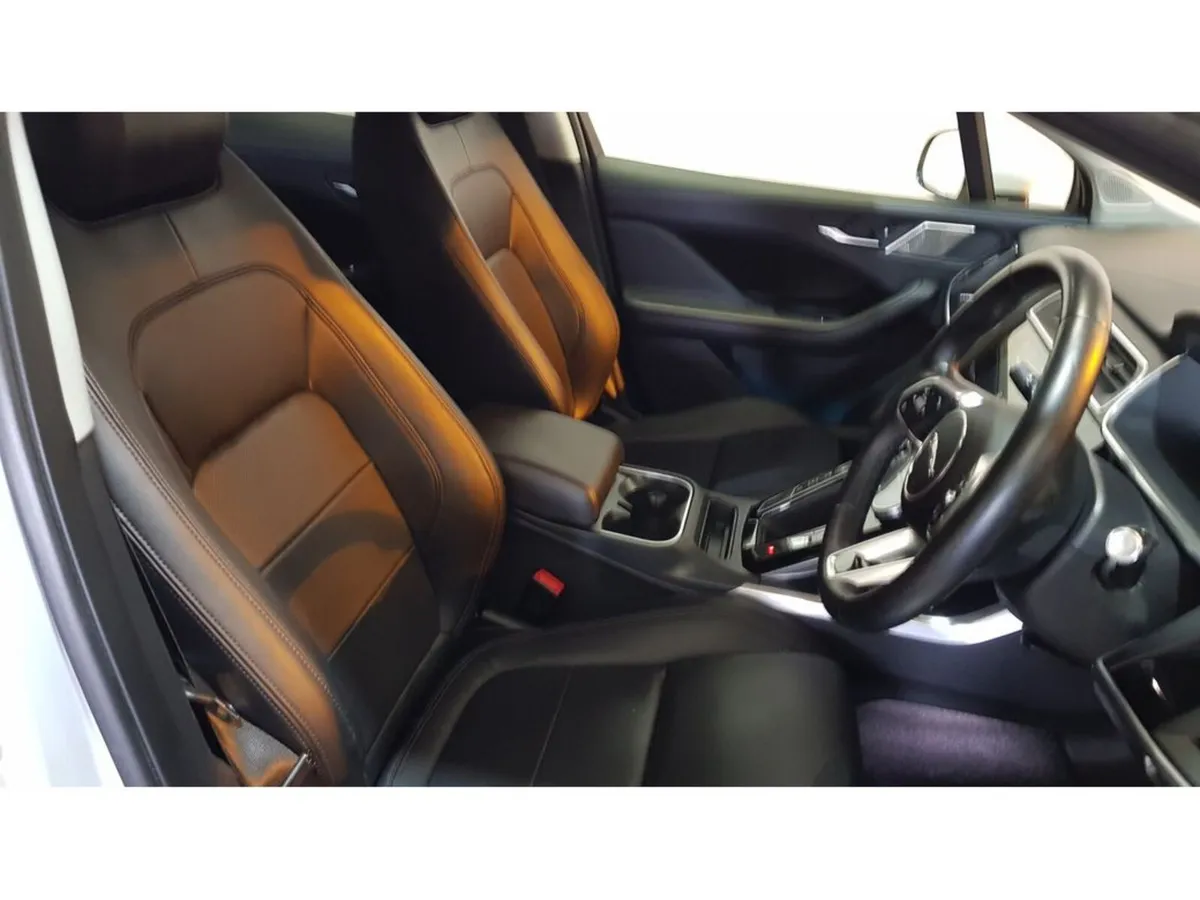 JAGUAR I PACE EV400 S NICW SPEC - Image 4