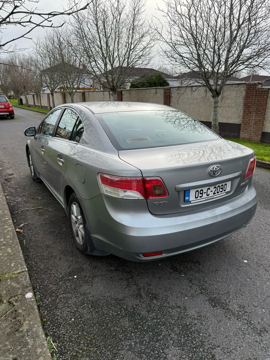 TOYOTA AVENSIS NG 2.0 D4D (2009) - Image 2