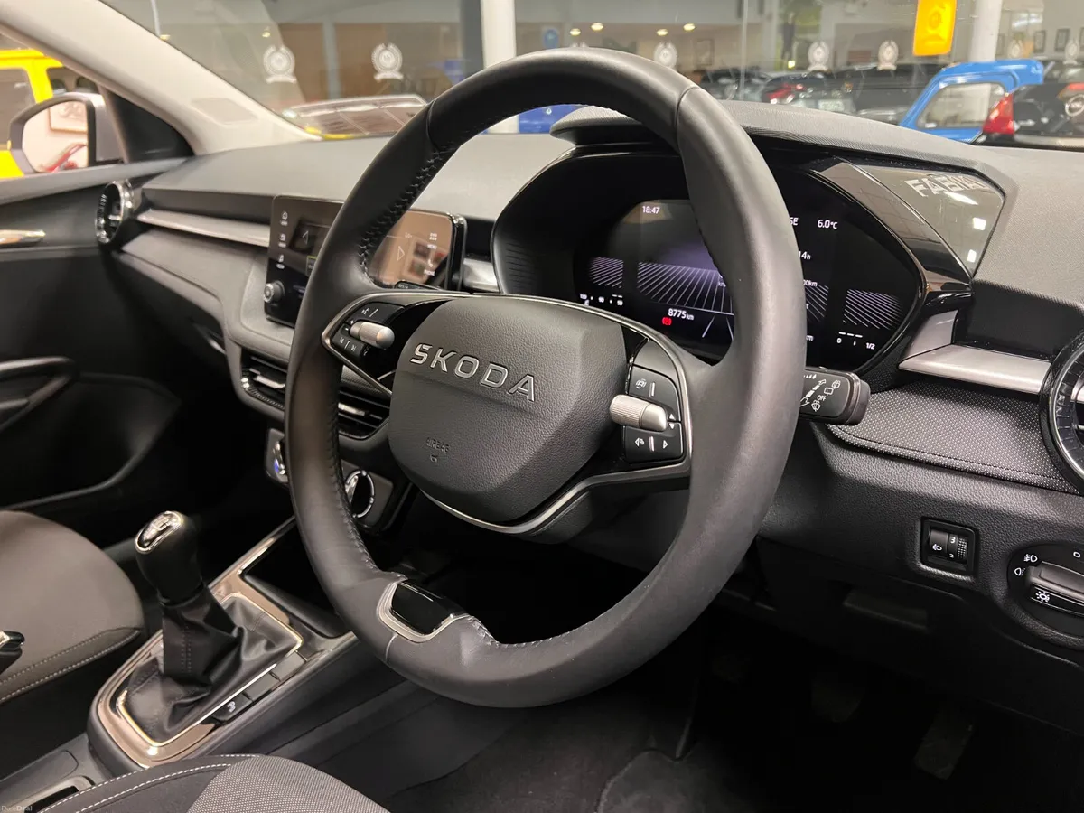 ONLY 8775Kms As New SELECTION TSI High Spec www.bo - Image 3