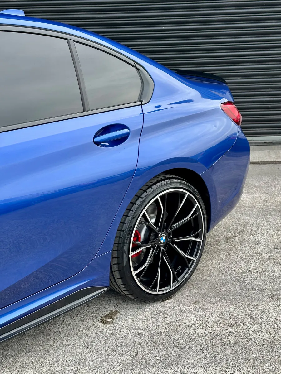 202 BMW 330E MSPORT MPERFORMANCE 290 - Image 3