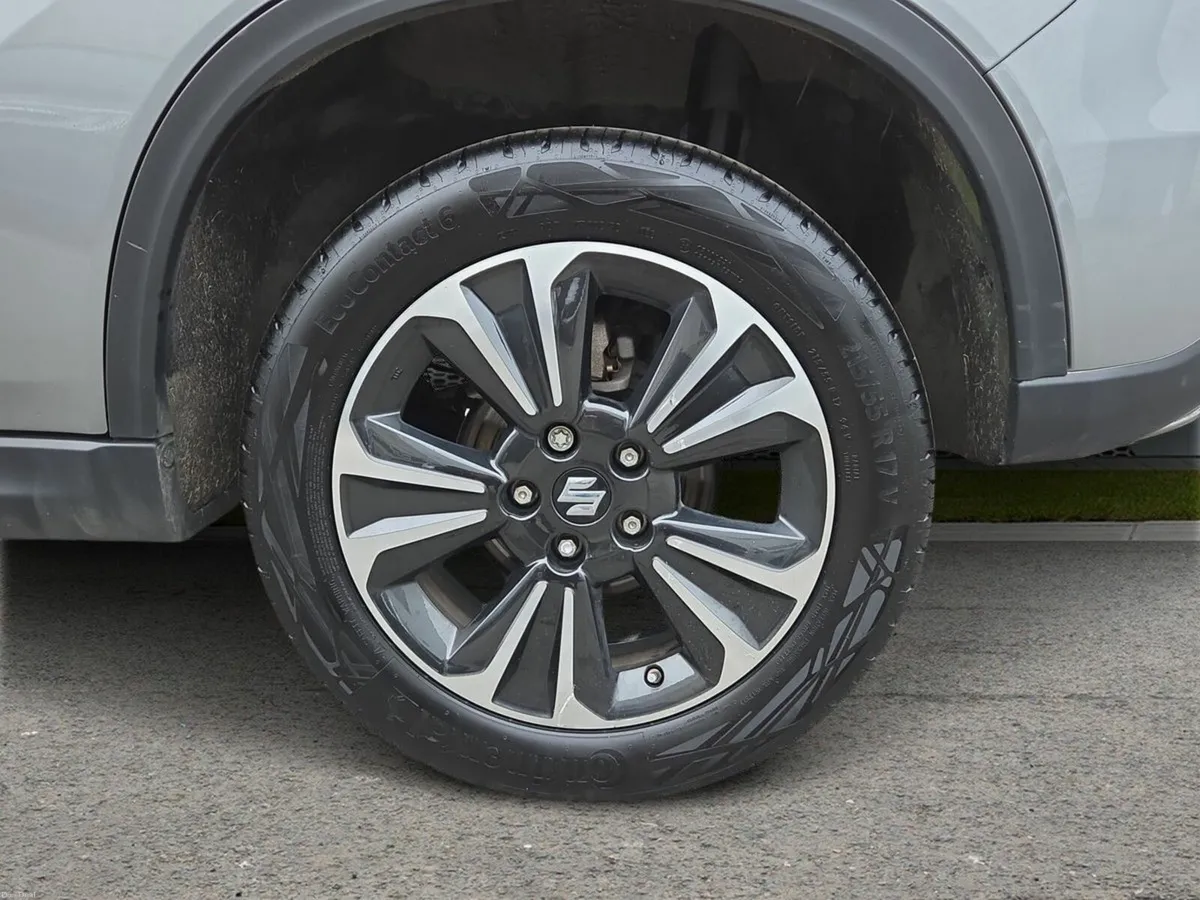 Suzuki Vitara 1.4 Hybrid SZ5 MT - Image 2