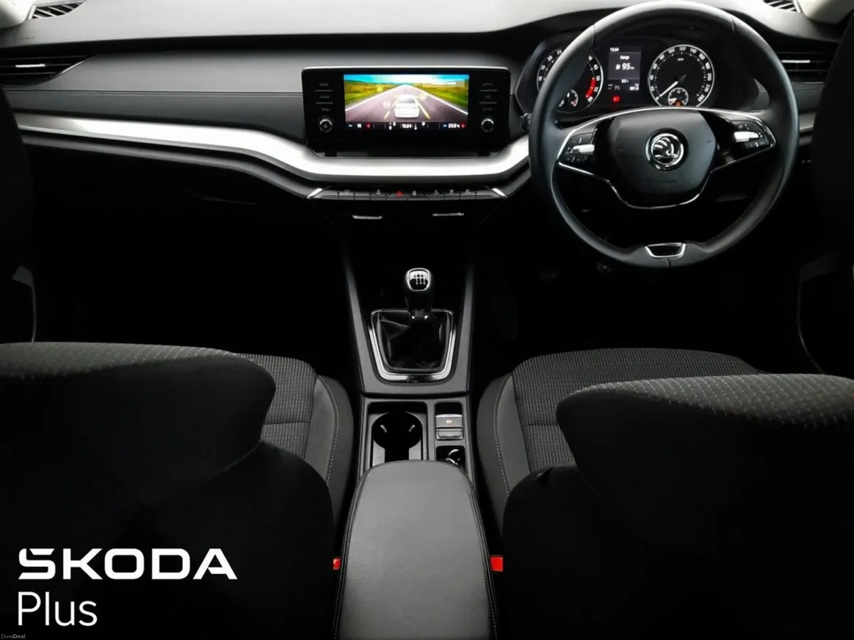 Skoda Octavia **AMBITION** 2.0TDI 115BHP - Image 2