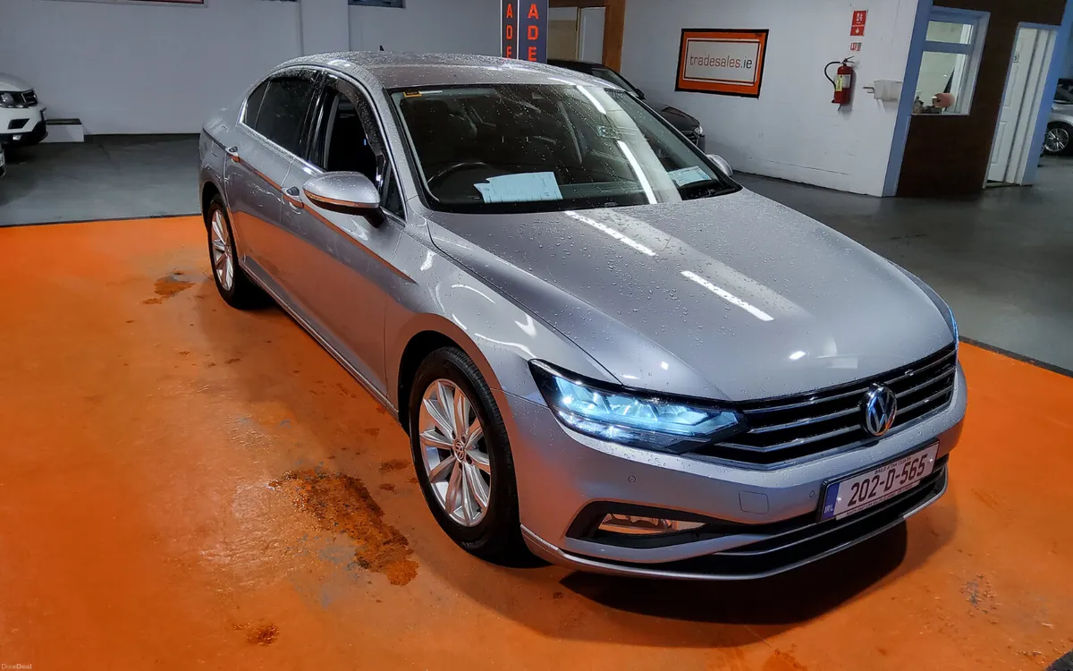 Volkswagen Passat 2020 - Image 1