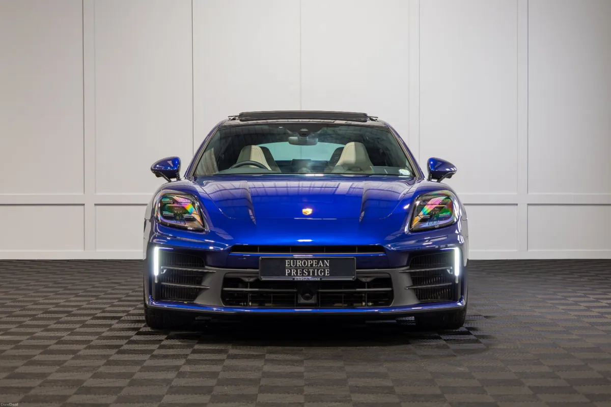 252 Porsche Panamera 4 E-Hybrid - Image 2
