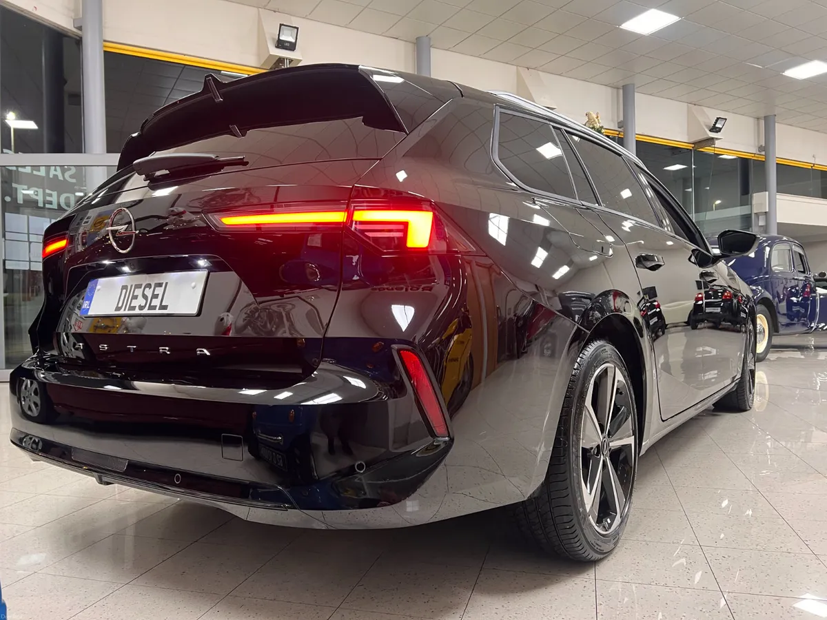 2024 AUTOMATIC DIESEL Sports Tourer ELEGANCE As Ne - Image 1