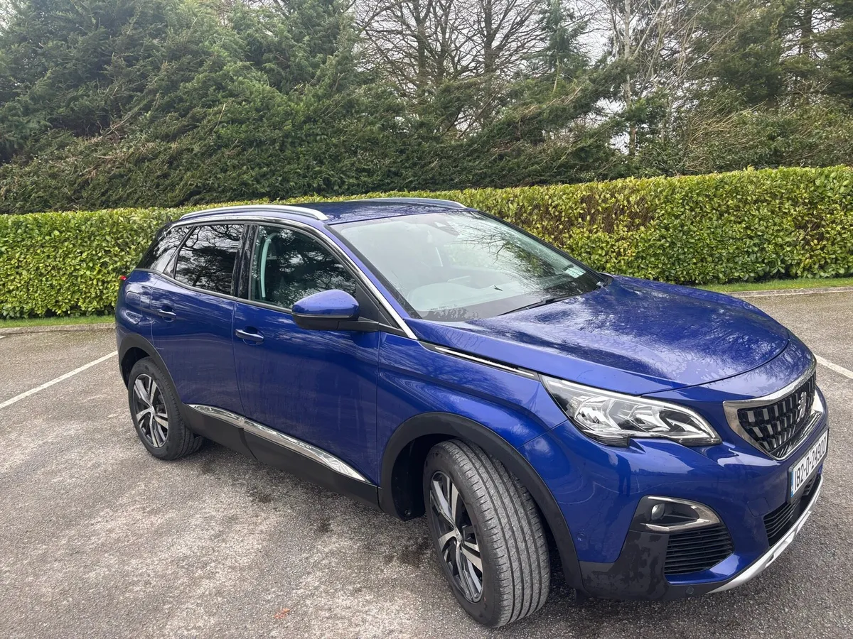 Peugeot 3008 1.5 blueHdi ALLURE - Image 1
