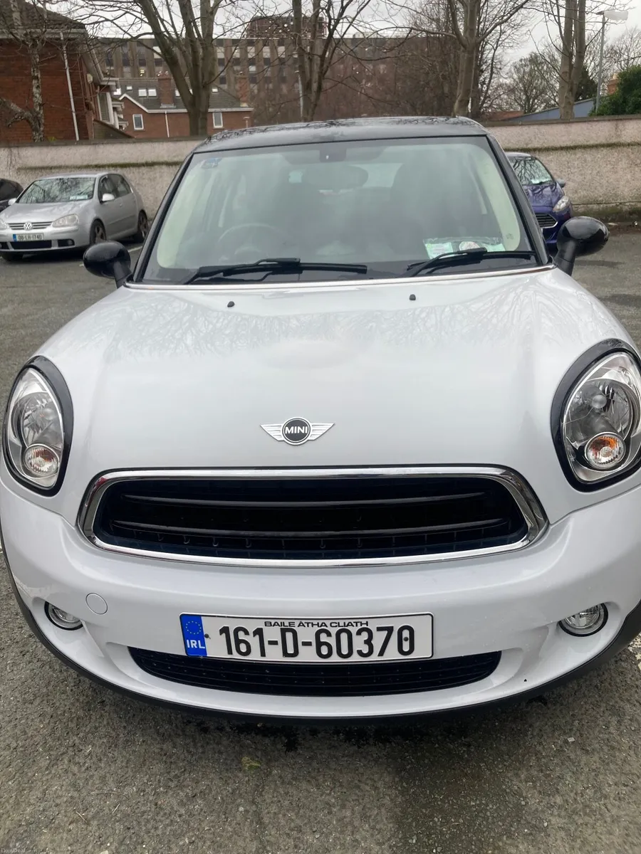 Mini Cooper Paceman - Image 1