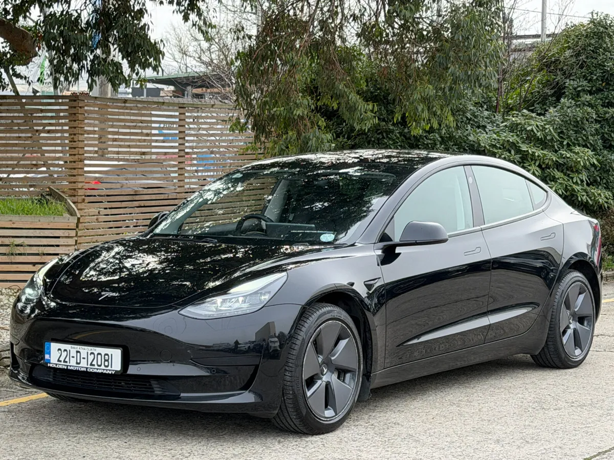 2022 Tesla Model 3..PAN ROOF..HEATED SEATS - Image 1