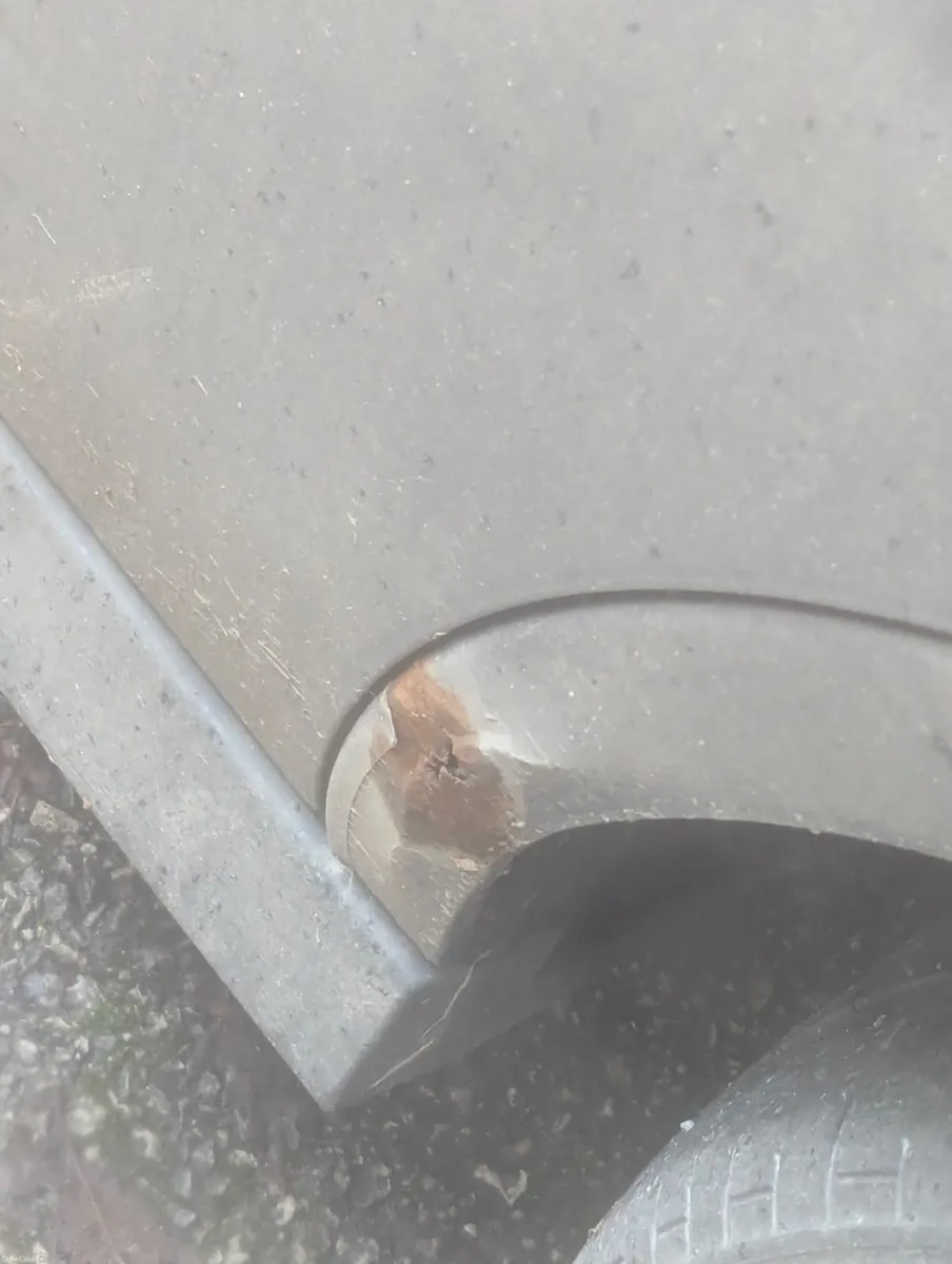 Ford C-Max 2013 - Image 2