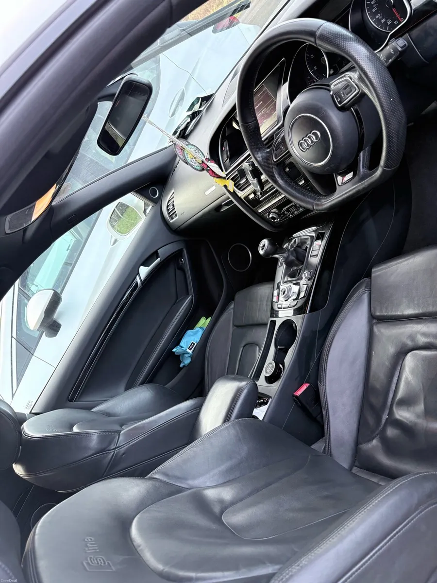 Audi A5 coupe white - Image 3