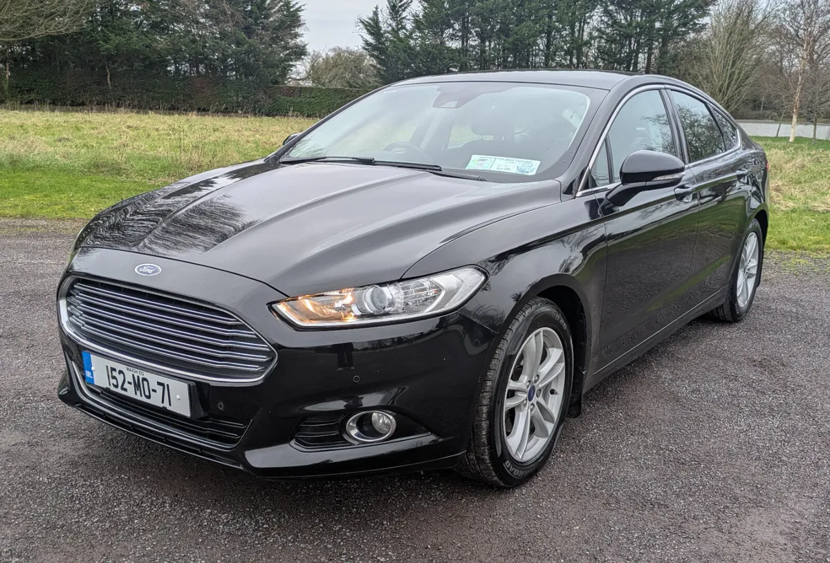 Ford Mondeo Titanium top spec/full service history - Image 4