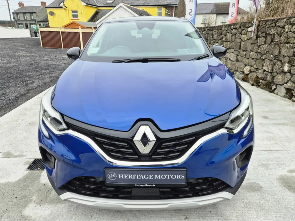 Renault Captur LIMITED EDITION NAEB TCE 90 5DR - Image 4