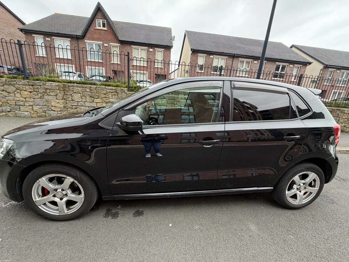 Volkswagen polo 1.2 TSI automatic 2013 petrol- New - Image 3