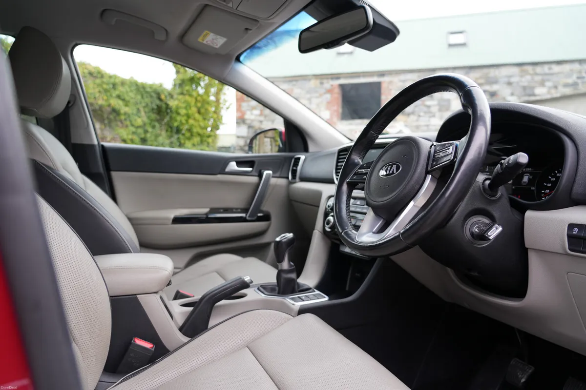 Kia Sportage 2019 1.6 Diesel Manual - Image 2