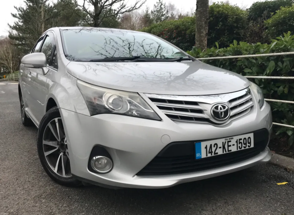 Toyota Avensis 2.0 D-4D Terra Edition Saloon - Image 4