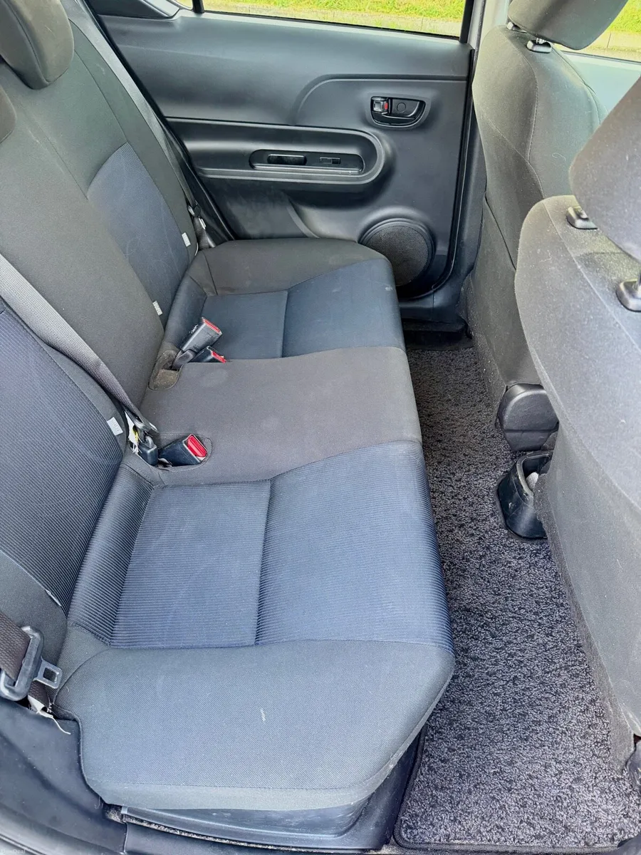 Toyota Aqua 1.5 Hybrid Automatic - Image 4