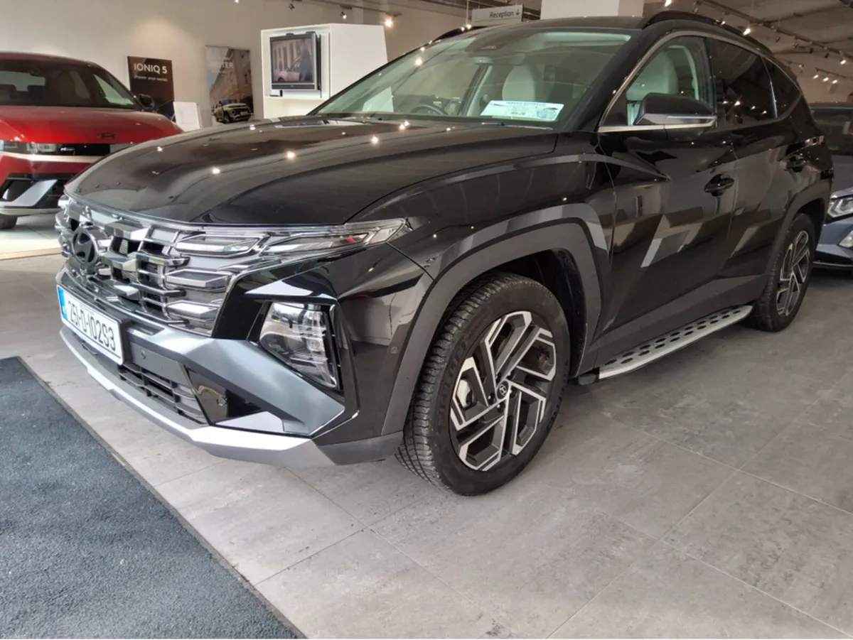 Hyundai Tucson PLATINUM PHEV  - Only 4,000 Km - To - Image 3
