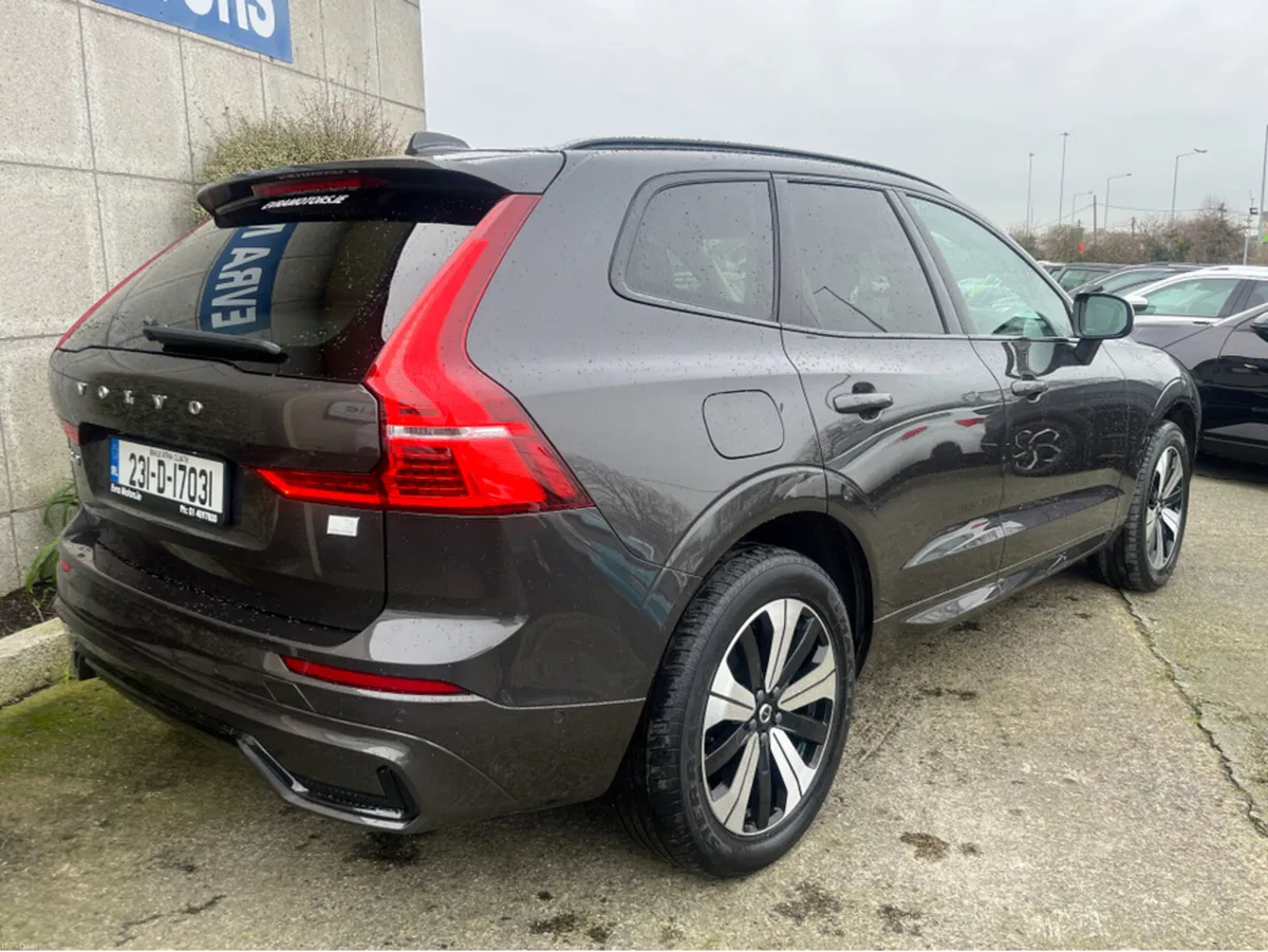 Volvo XC60 T6 PHEV PLUS DARK AWD 2.0 PETROL //PANO - Image 4