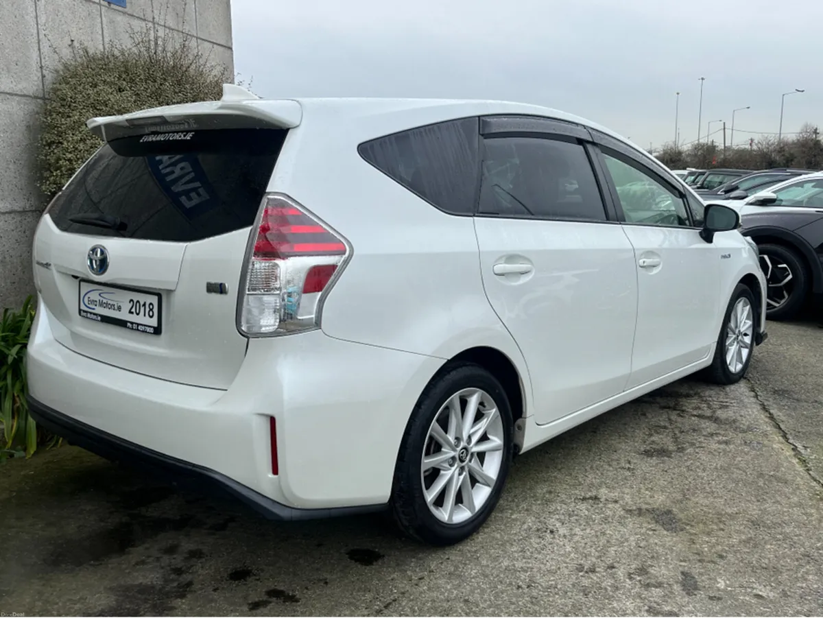 Toyota Prius 7 SEATER AUTOMATIC HYBRID 1.8 PETROL - Image 4