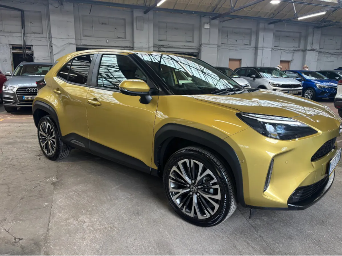 Toyota Yaris Cross Yaris Cross hybrid auto only 38 - Image 1