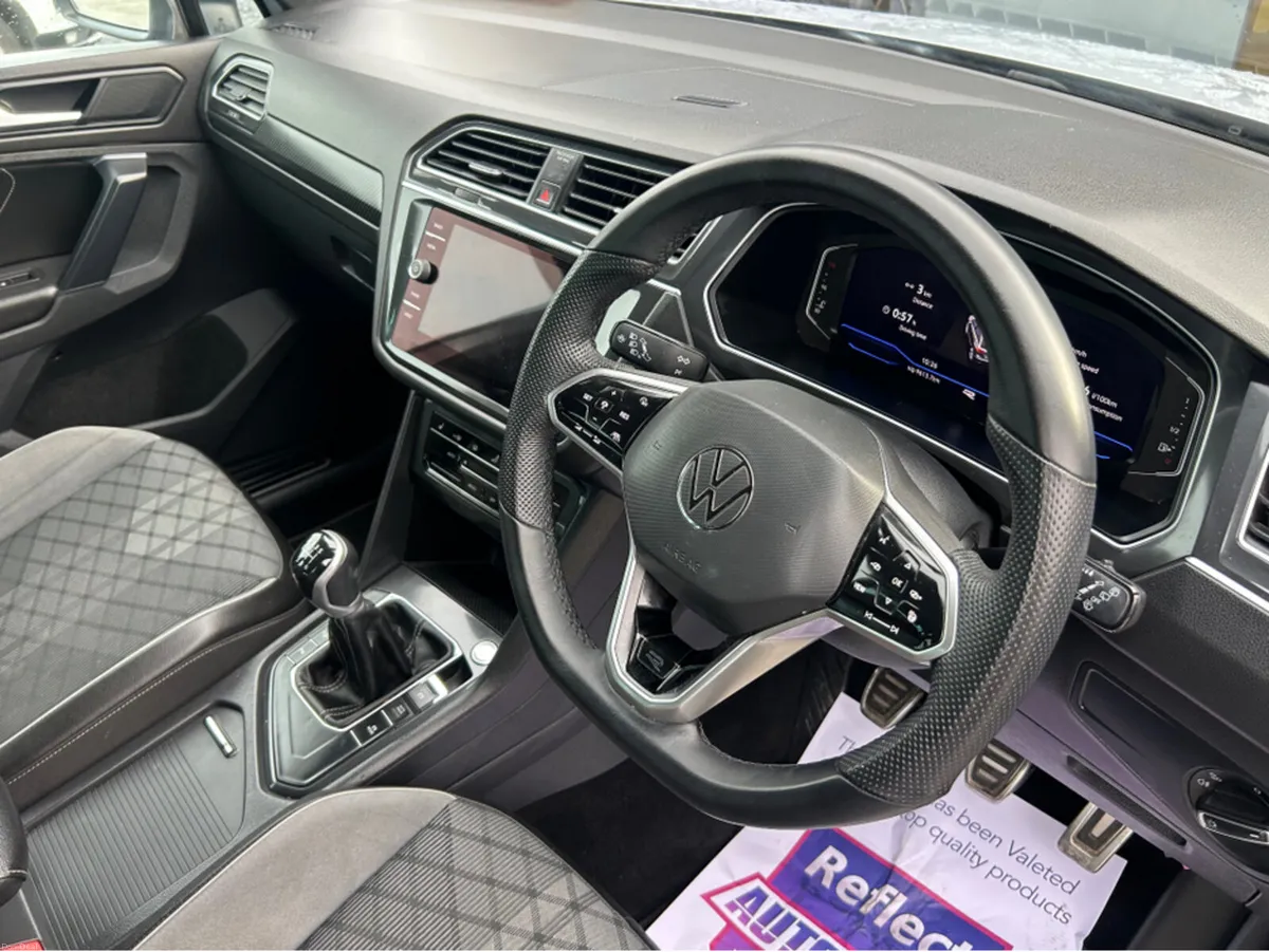 Volkswagen Tiguan R-LINE 2.0 TDI MANUAL 6SPEED FWD - Image 2