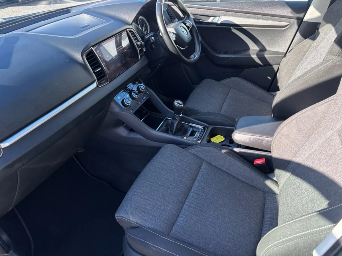 Skoda Karoq STYLE 2.0 TDI 115HP 5DR - Image 3