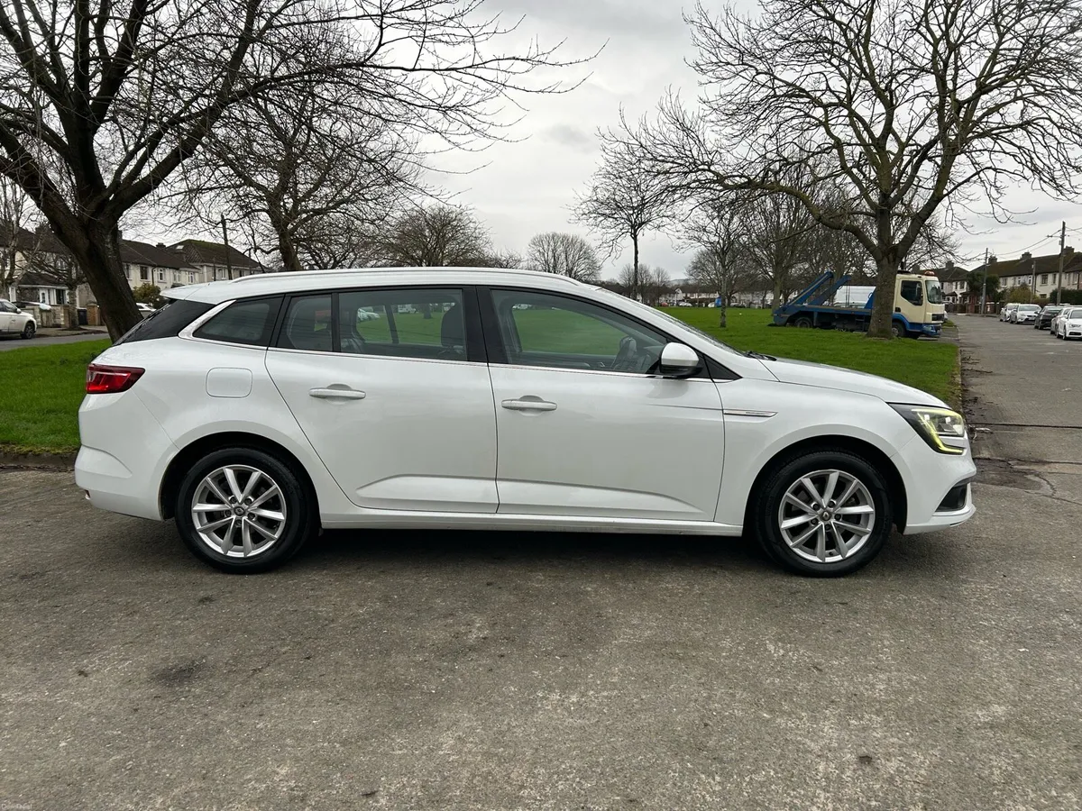 2018 Renault Megane Sport Tourer // NCT & TAX - Image 3