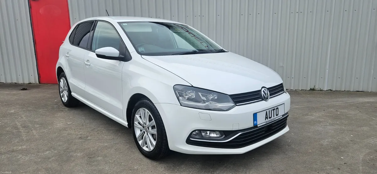 Volkswagen Polo automatic 1.2 comfortline+ low kms - Image 2