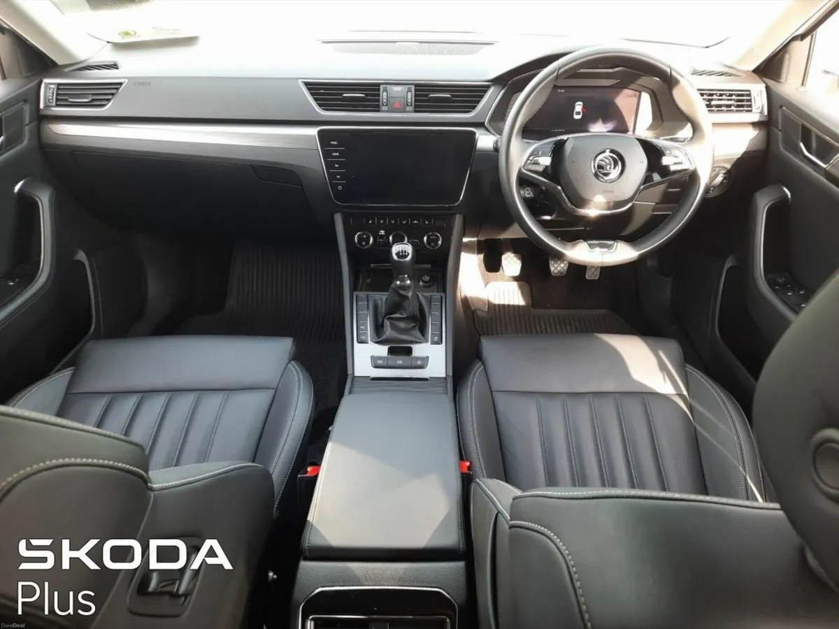 Skoda Superb STYLE 2.0TDI 150HP - Image 3