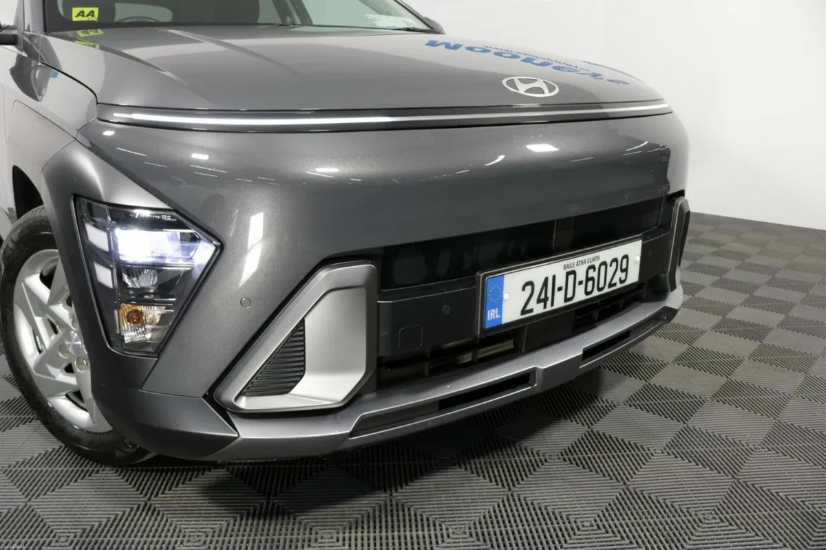 Hyundai KONA ELEGANCE 1.0L PETROL COMPACT SUV - Image 3