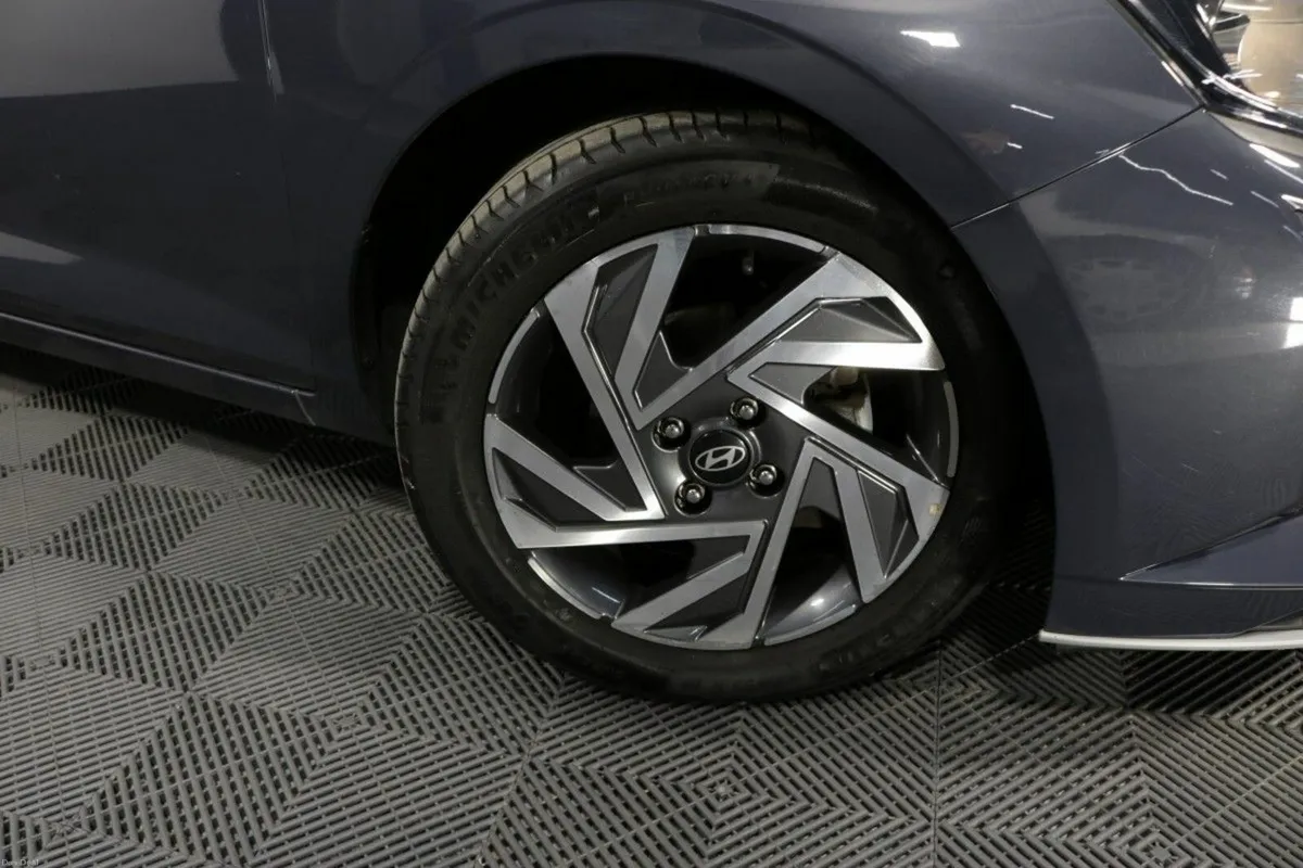 Hyundai i20 DELUXE PLUS 1.2L PETROL - Image 4