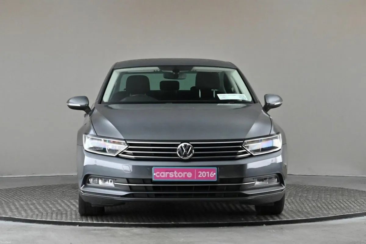 Volkswagen Passat 1.6 TDI COMFORTLINE 120BHP M6F 6 - Image 2