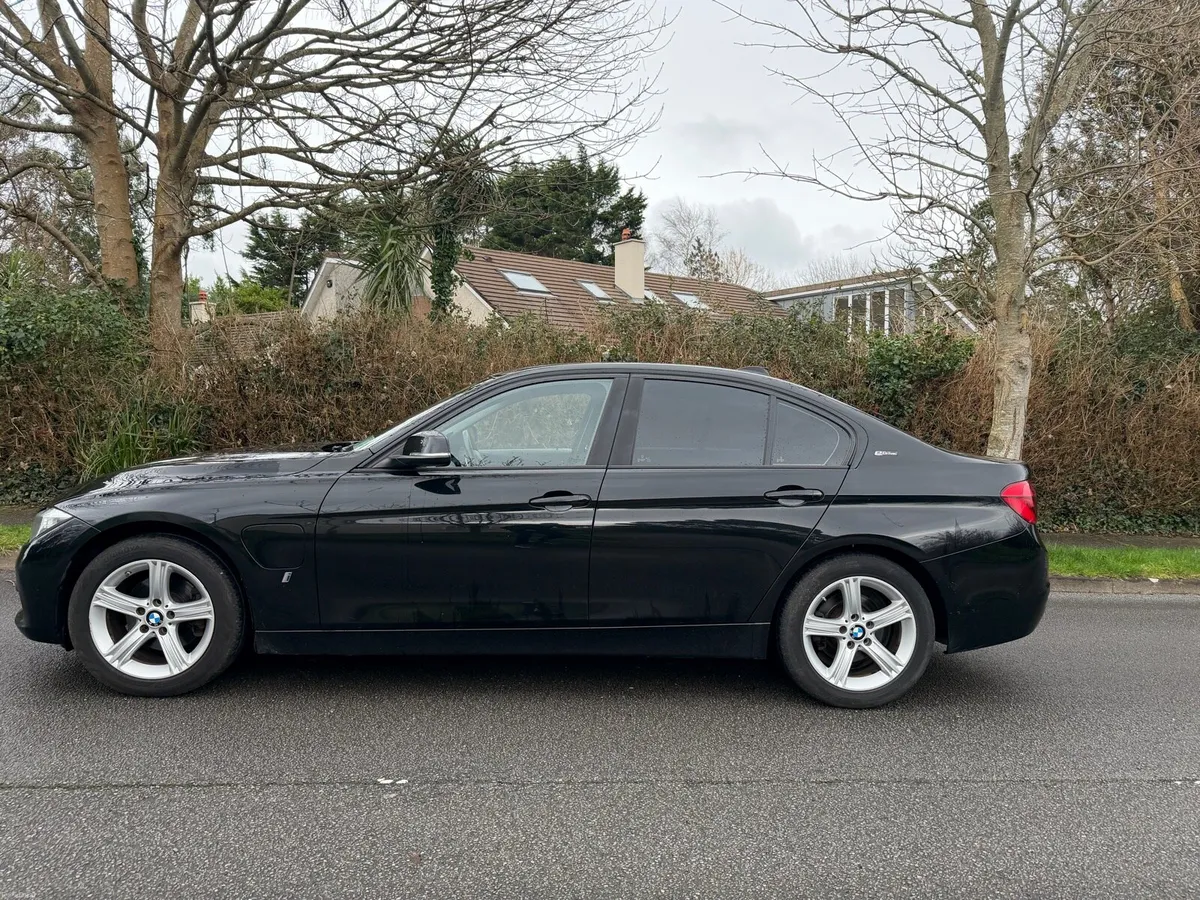 171 BMW 330e NCT 04/27 - Image 4
