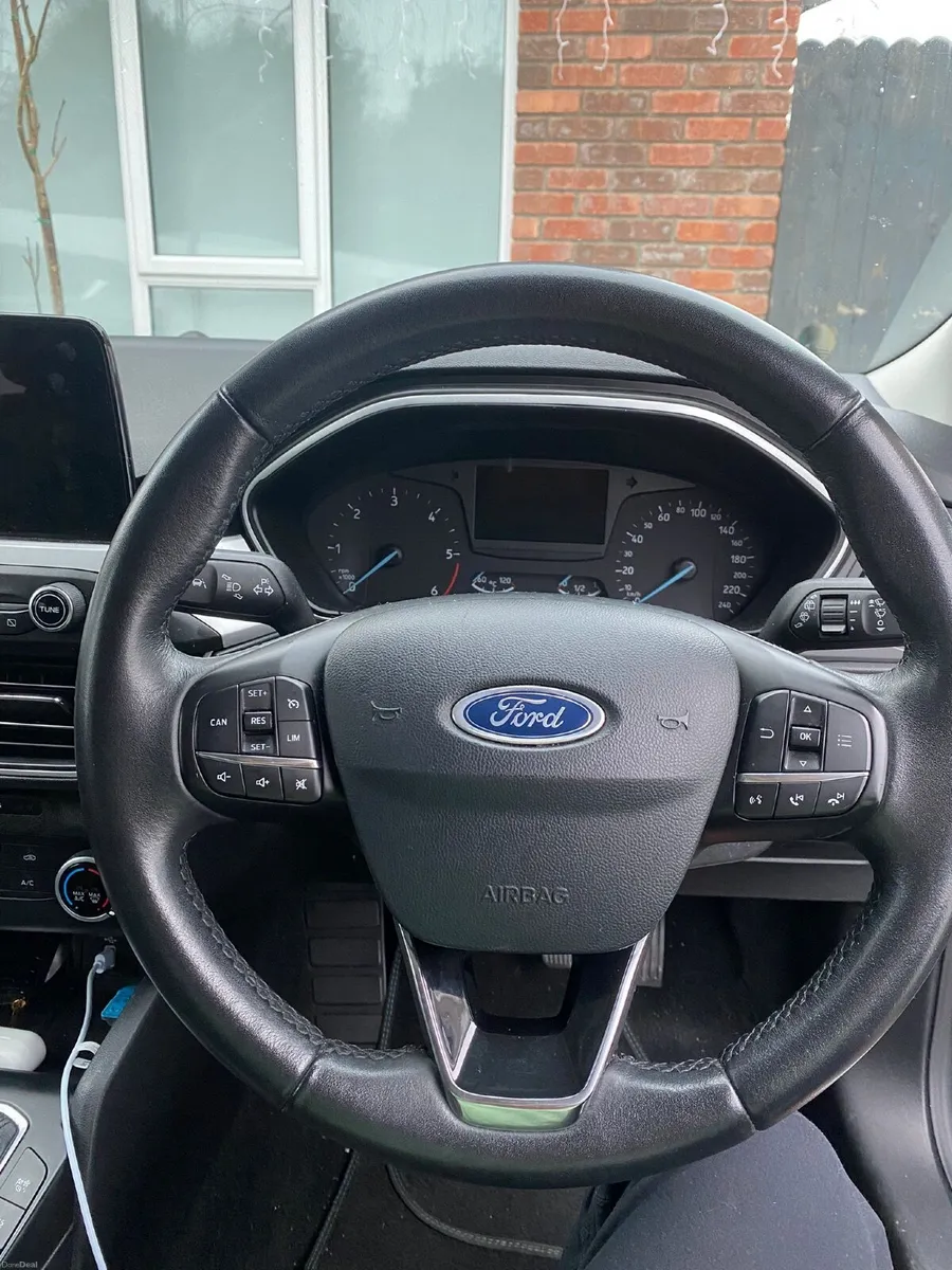 Ford Focus 2019 - Image 4