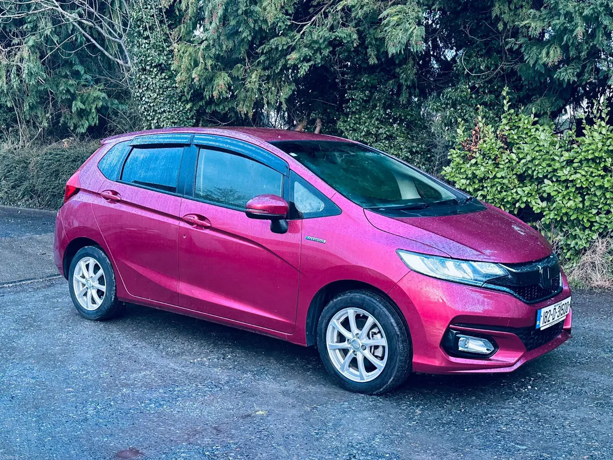 HONDA FIT 2018 25K MILES WITH CRUISE CONTROL - Image 3