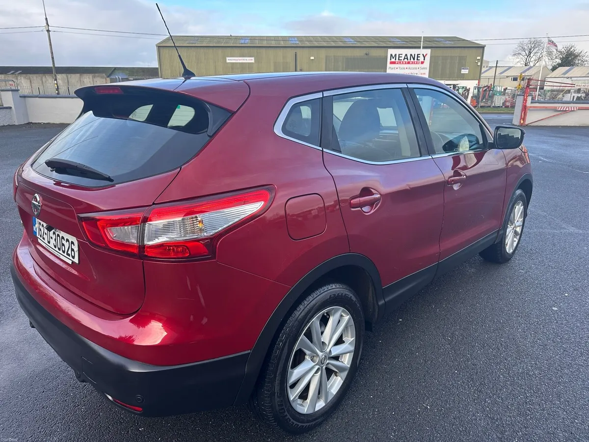 LIKE NEW 39000 miles Quasqai NCT+TAX🤩🤩🤩 - Image 4