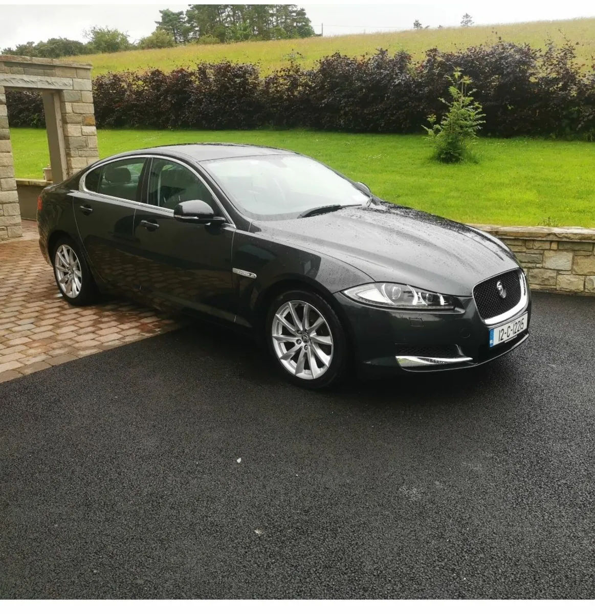 Jaguar XF 2012 - Image 1