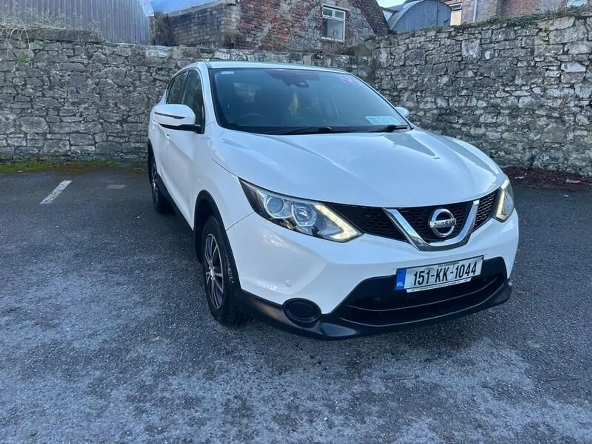 2015 Nissan Qashqai - Image 1