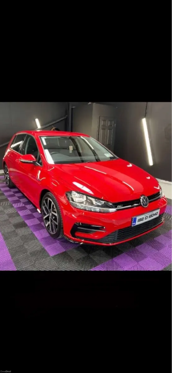 Volkswagen Golf - Image 1